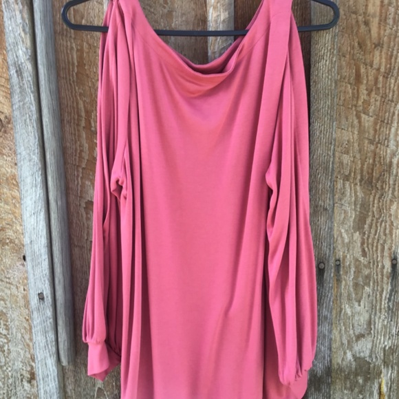 Shirt - Picture 2 of 3